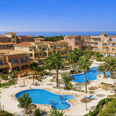 Limnaria Gardens - Superb Modern 1 Bed Apartment With Pool Views بافوس المظهر الخارجي الصورة
